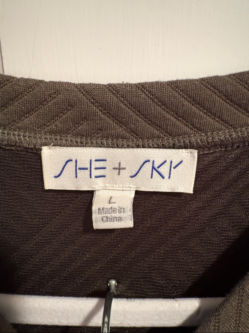 She + Sky Quilted Olive Green Short Sleeve Top and Shorts Set - Picture 3 of 5